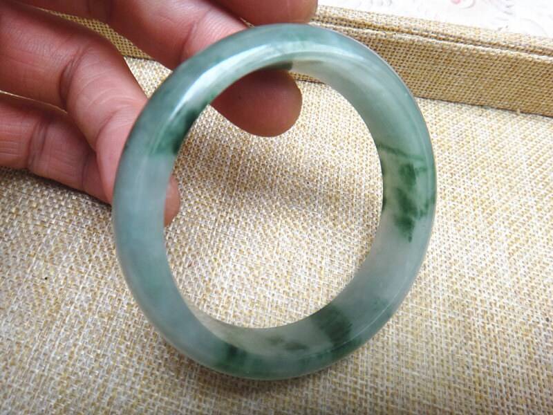 Natürlichem Eis-Arten Von Schwimmenden Blumen Jade, Jade Armband Charm Transparent Innendurchmesser 57mm Natürlichem Eis-Arten Von Schwimmenden Blumen Jade, Jade Armband Charm Transparent Innendurchmesser 57mm von blackbeaded