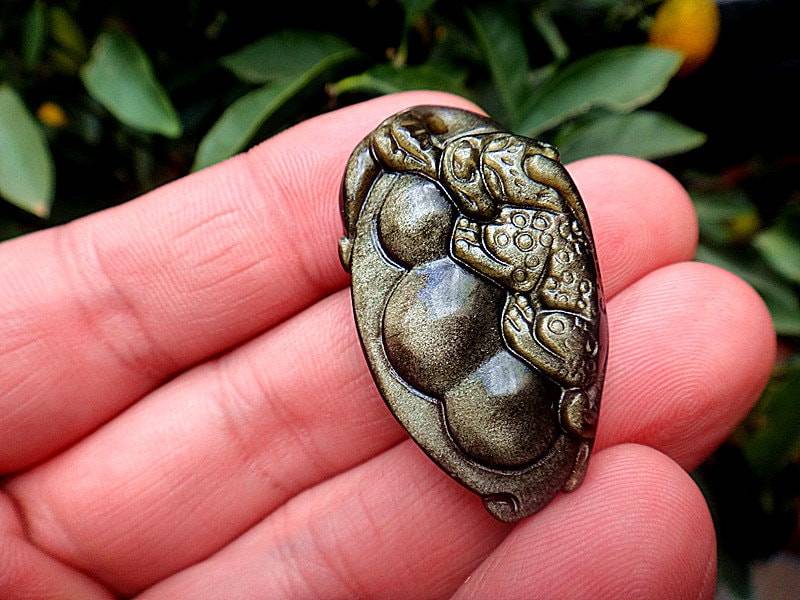 Natürlichen Goldenen Obsidian Anhänger Glück Bohne Pi Yao Natürlichen Goldenen Obsidian Anhänger Glück Bohne Pi Yao von blackbeaded