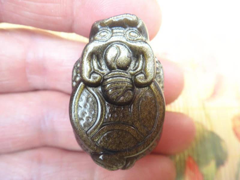 Natürlichen Goldenen Obsidian Anhänger Günstig Drachen Schildkröte Natürlichen Goldenen Obsidian Anhänger Günstig Drachen Schildkröte von blackbeaded