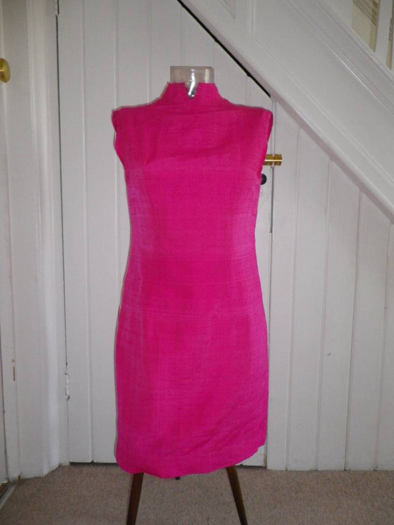 60Er Jahre Heißen Rosa Kleid Aus Echter Seide Hergestellt 60Er Jahre Heißen Rosa Kleid Aus Echter Seide Hergestellt von blackbettie101