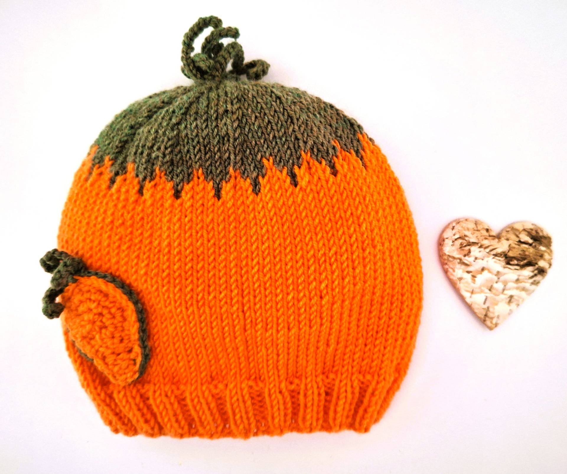 Baby Mütze Bis Ku 38 cm - Motiv Möhre Handgestrickt #840-1 von blamuesHandarbeiten