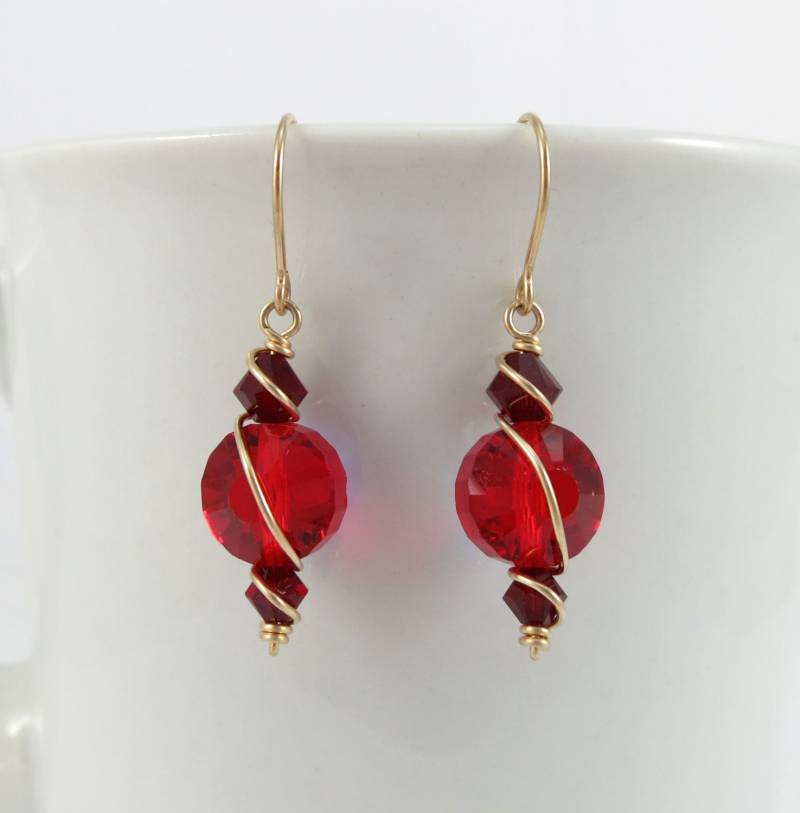 Rot Und Gold Swarovski Ohrringe Rot Und Gold Swarovski Ohrringe von blessedbeadbynomemay