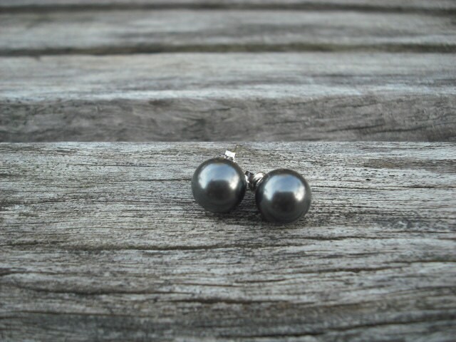 Brautjungfern Geschenk, Swarovski Schwarz Perlen Post Ohrringe - Sterling Silber-Post von blissbridal1