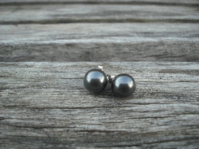 Brautjungfern Geschenk, Swarovski Schwarz Perlen Post Ohrringe - Sterling Silber-Post von blissbridal1