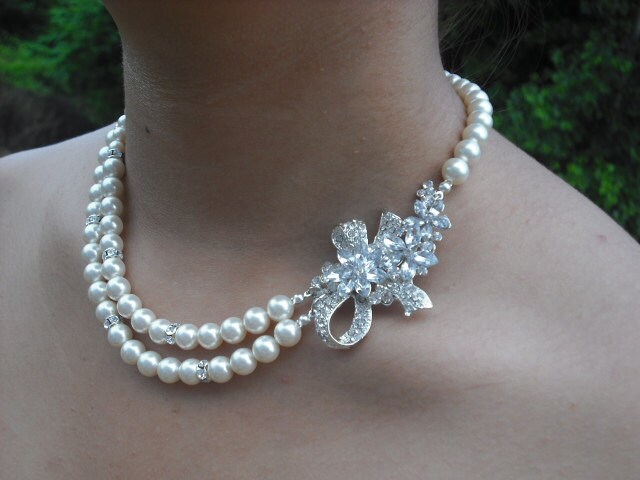 Leah Collection, Braut Halskette, Bogen Mit Blumen Strass Und Perlen Collier, Vintage-Stil Halskette Hochzeit Schmuck von blissbridal1