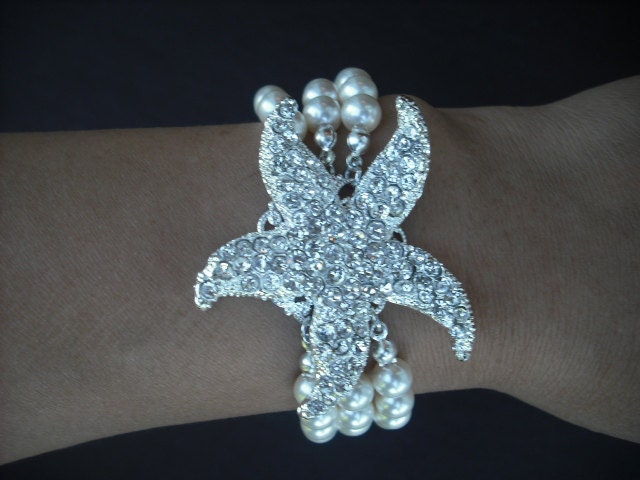 Sarfish Version 3, Triple-Strang Braut Armband, Strass Kristall Vintage-Stil Braut-Schmuck, Weddng Schmuck von blissbridal1