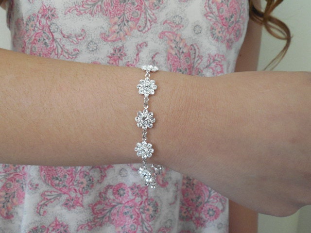 Swarovski-Kristall-Blumen-Armband, Bridal Bricelet, Brautjungfern Armband, Vintage Style Hochzeit Schmuck von blissbridal1