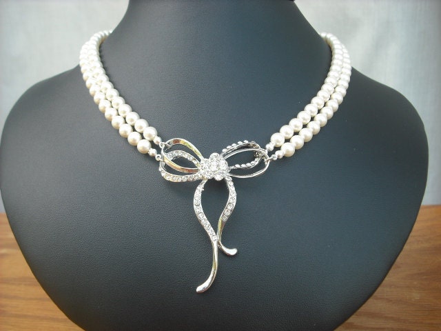 Verkauf - Hailey Collection, Pearl Center Collier, Braut Halskette Mit Strass Bow Vintage-Stil Halskette, Hochzeit Schmuck von blissbridal1