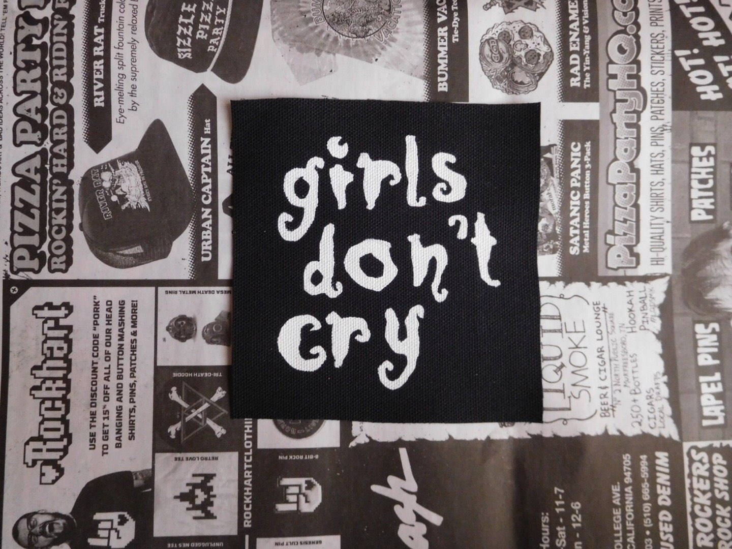 Girls Don't Cry Patch Zum Aufnähen von blitzclothing