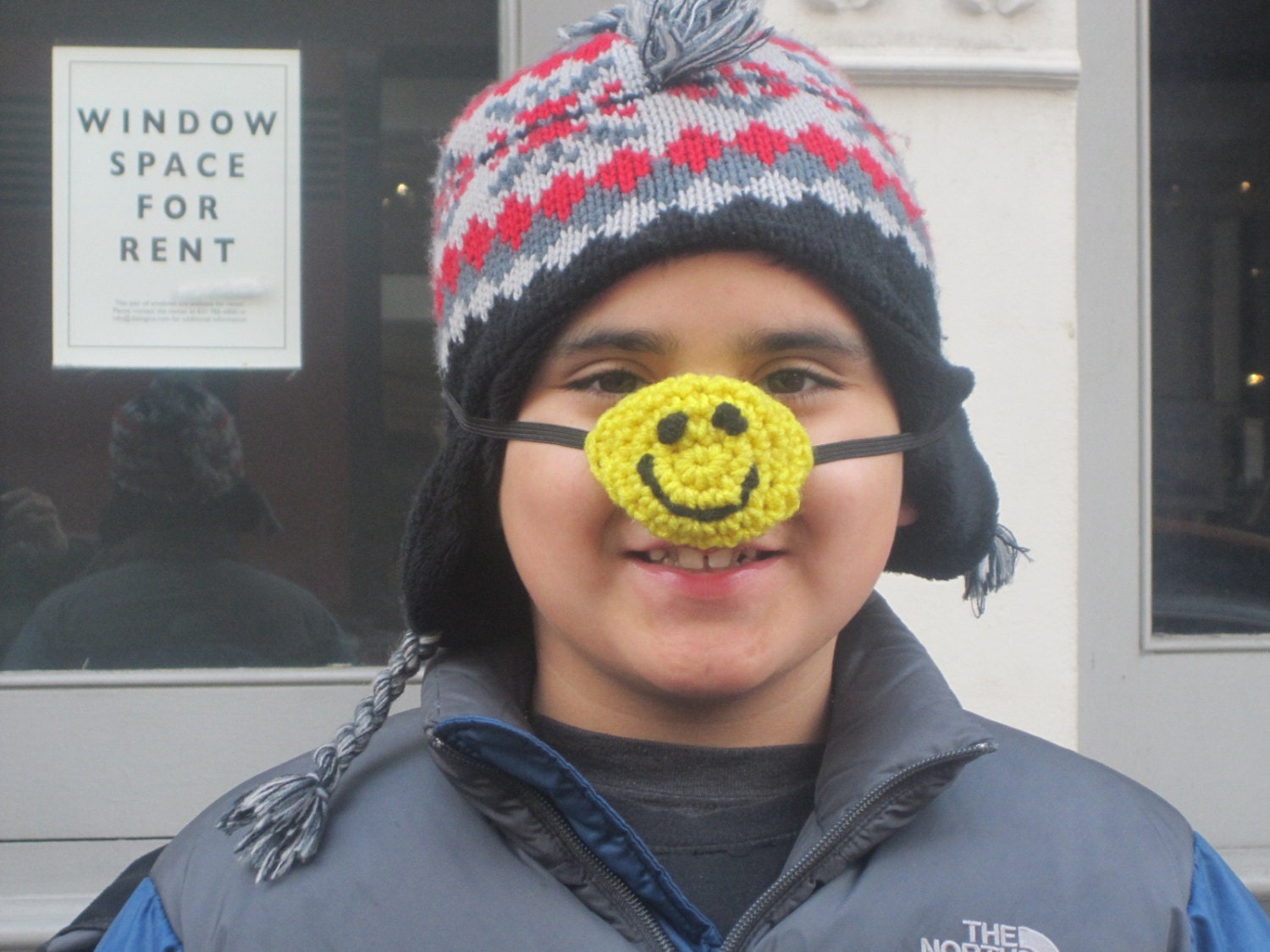 Smiley Nasenwärmer Gelber Gehäkelter Emoticon, Schutz Vor Erkältung Im Winter Smiley Nasenwärmer Gelber Gehäkelter Emoticon, Schutz Vor Erkältung Im Winter von blitzknitz