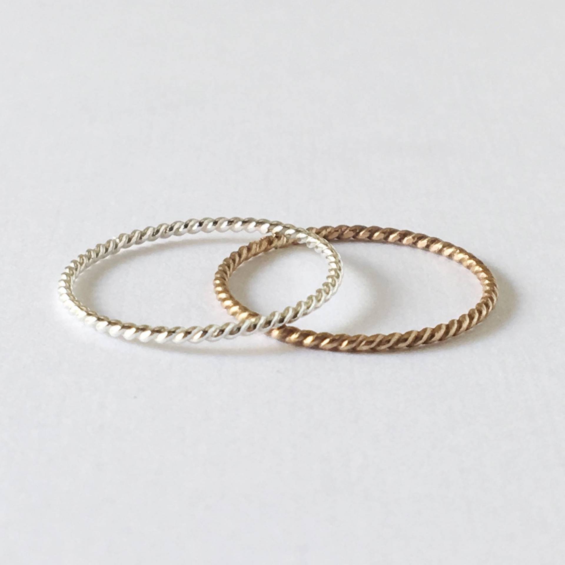 1 Twisted Stacking Ring - Sterling Silber Oder 14K Gold Filled/Schmuck Geschenke Für Sie Minimalistisch von blossomandshine