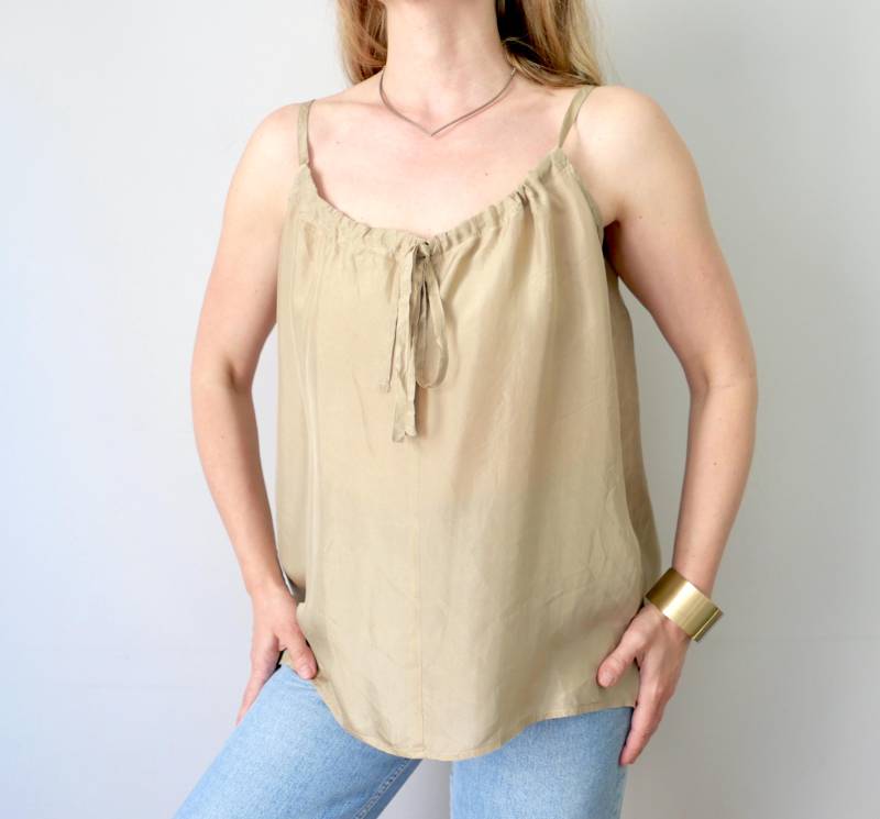 Vintage Reine Seide Sun Top Beige Rüschenkragen, Einheitsgröße von blubirdvintagelove