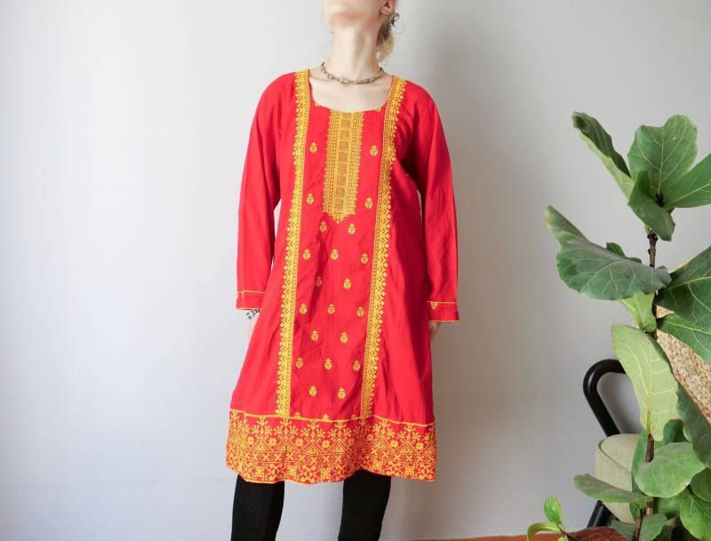 Vintage Rot Kurta Boho Gelb Stickerei Tunika Leichte Baumwolle Kaftan Kleid Layer Look Indien Basic Gr. M von blubirdvintagelove