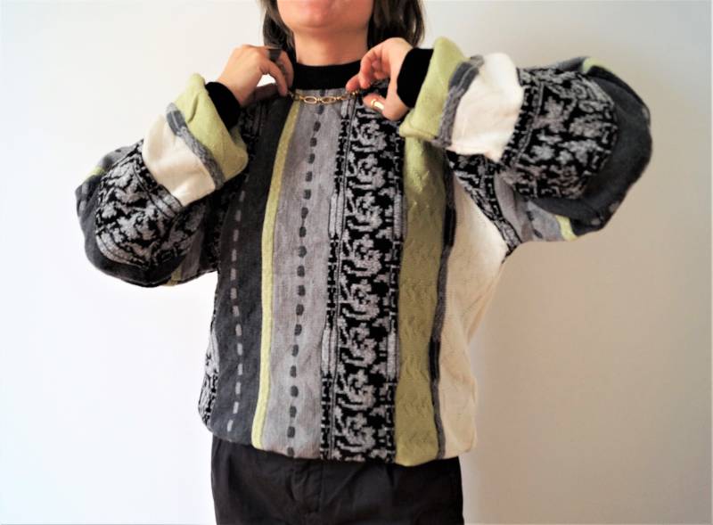 Vintage Strukturierter Pullover Vertikale Wellen Wollmischung Oversize Größe L Unisex von blubirdvintagelove