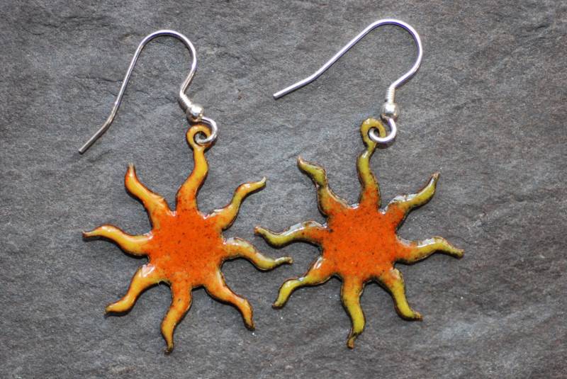 Kupfer Und Emaille Sonnenohrringe von bluebirdhouseonline