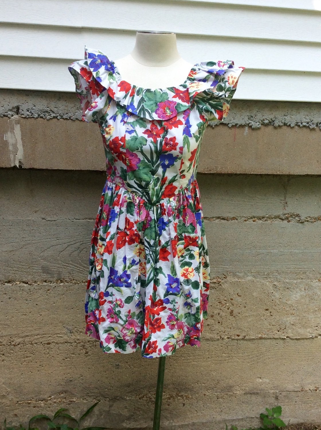 Vtg Floral 90Er Kleid/Syrmesh Ruffke & Taschen Kurzes Ruffle Kragen von bluebirdklassics