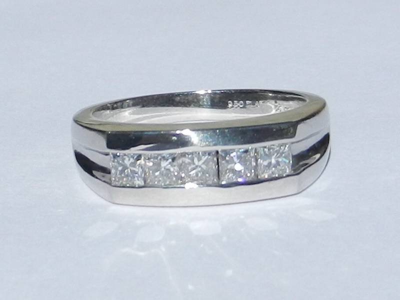 Herren 1.00 Karat Fünf Stein Diamant Ring Platin Band von bluefirejewelry