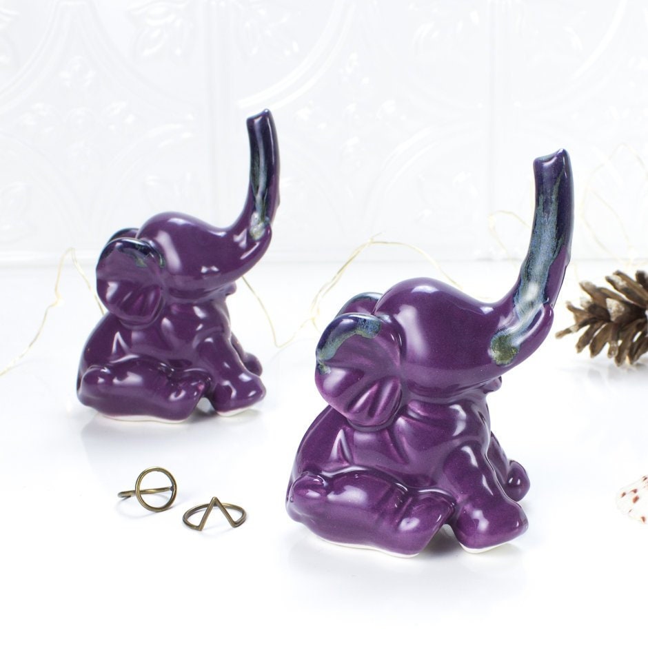 Elefant Ringhalter, Keramik Glück Elefant, Lila Blau, Schmuckhalter, Limited Edition, Einzigartiges Geschenk Für Sie Elefant Ringhalter, Keramik Glück Elefant, Lila Blau, Schmuckhalter, Limited Edition, Einzigartiges Geschenk Für Sie von blueroompottery