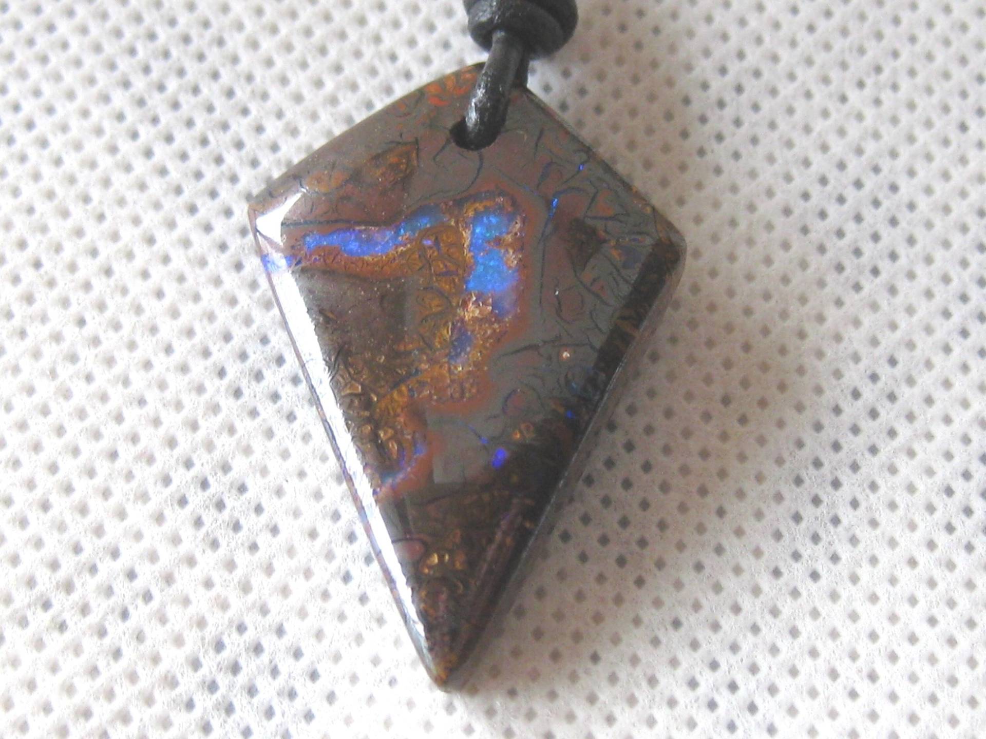 Boulder Opal Anhänger G-158 Boulder Opal Anhänger G-158 von blueskymargrit