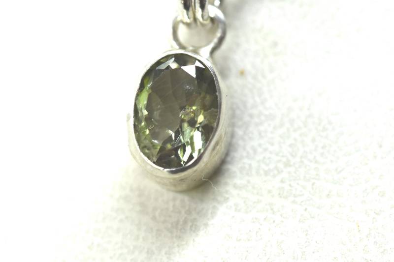 Grün Turmalin Anhänger Mit Silber -G 174 Grün Turmalin Anhänger Mit Silber -G 174 von blueskymargrit