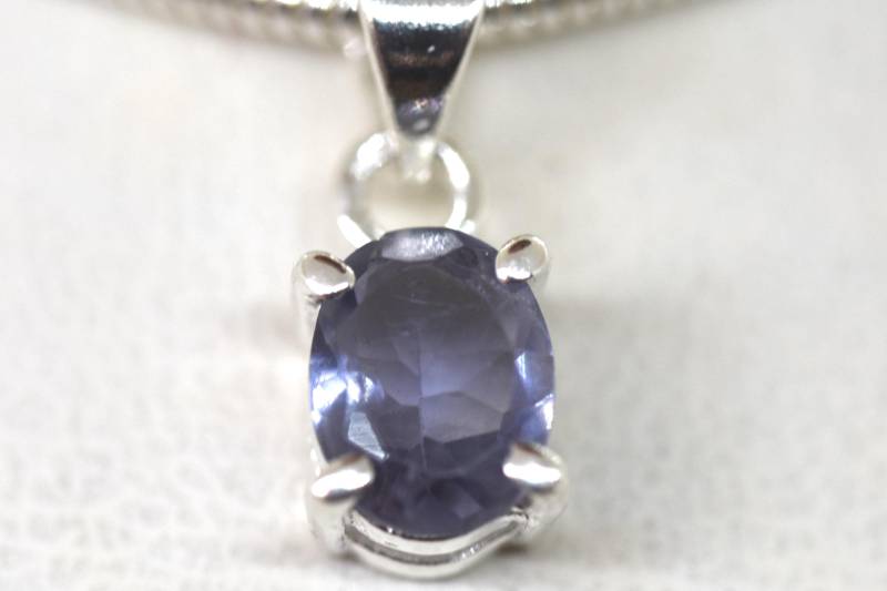 Iolith Anhänger Mit Silber -G 229 Iolith Anhänger Mit Silber -G 229 von blueskymargrit
