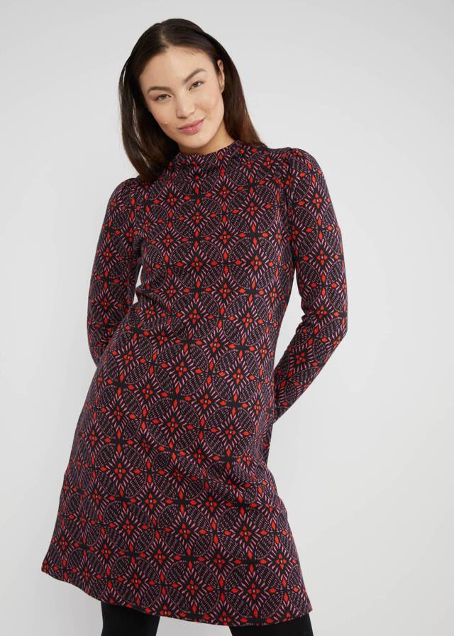 Strickkleid Cosy Zen Tangle von blutsgeschwister