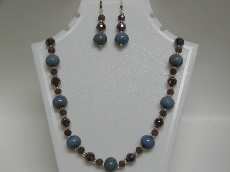 Blaue Und Violette Halskette von bluuj