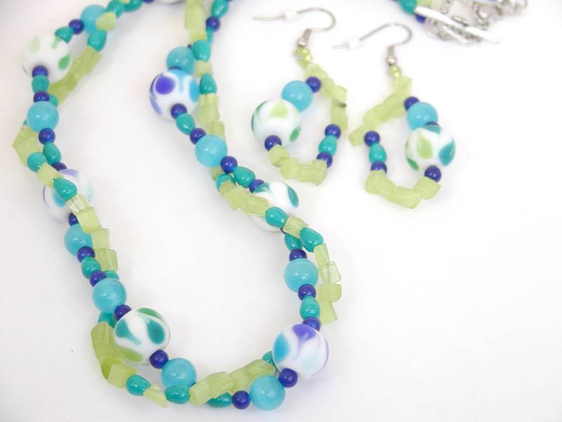 Elegante Aqua Grün Halskette von bluuj