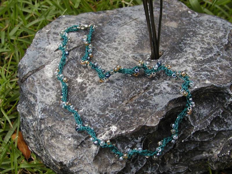 Gehäkeltes Teal Twist Halskette von bluuj