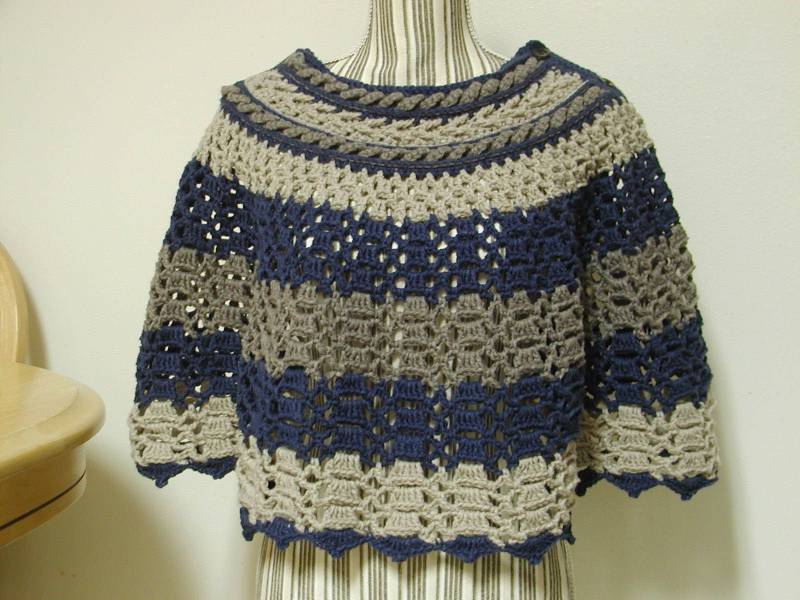 Poncho Gehäkelt von bluuj