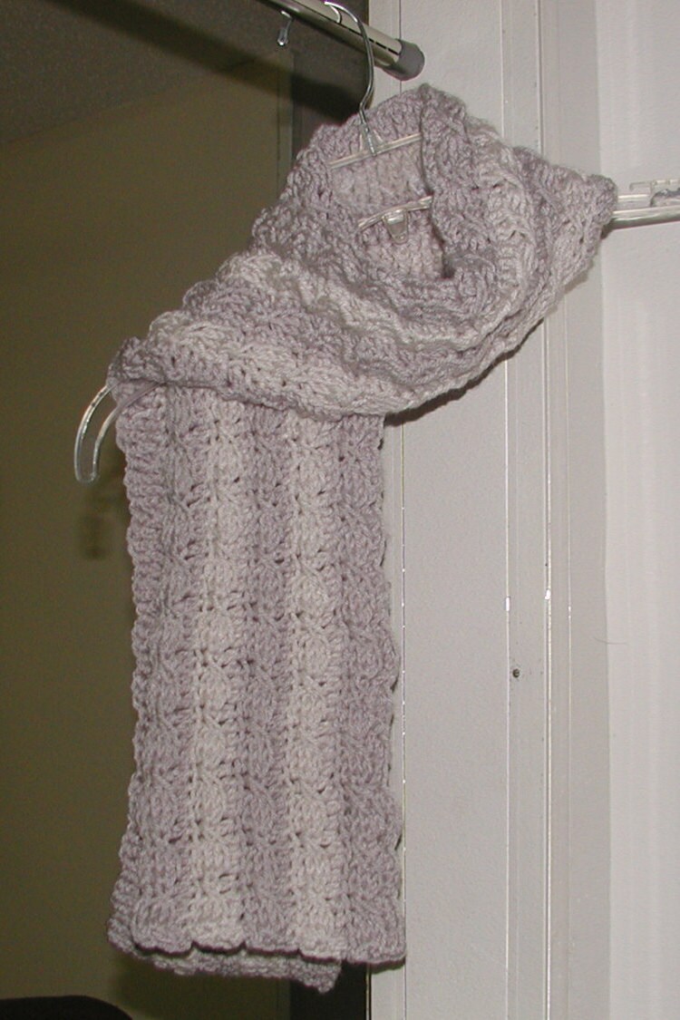 Wellen Von Grasen Schals von bluuj