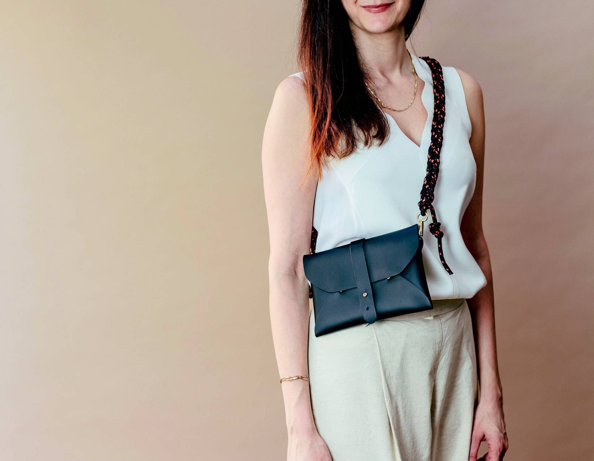 Leder Umschlag Clutch Wandelbare Crossbody-Tasche Mit Geflochtenem Riemen Leder Umschlag Clutch Wandelbare Crossbody-Tasche Mit Geflochtenem Riemen von boejackdesigns
