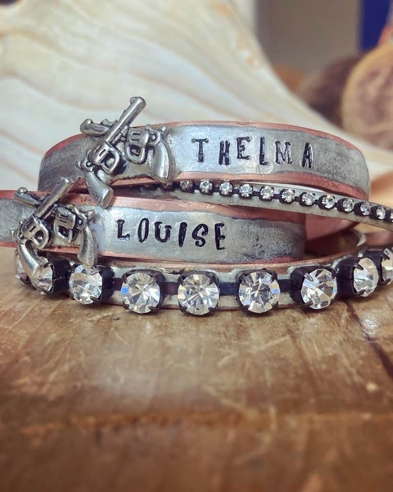Thelma Und Louise Manschette Armbänder, Beste Hündinnen, Freunde Outlaw Rebel Armband Thelma Und Louise Manschette Armbänder, Beste Hündinnen, Freunde Outlaw Rebel Armband von bohemiansoulshine