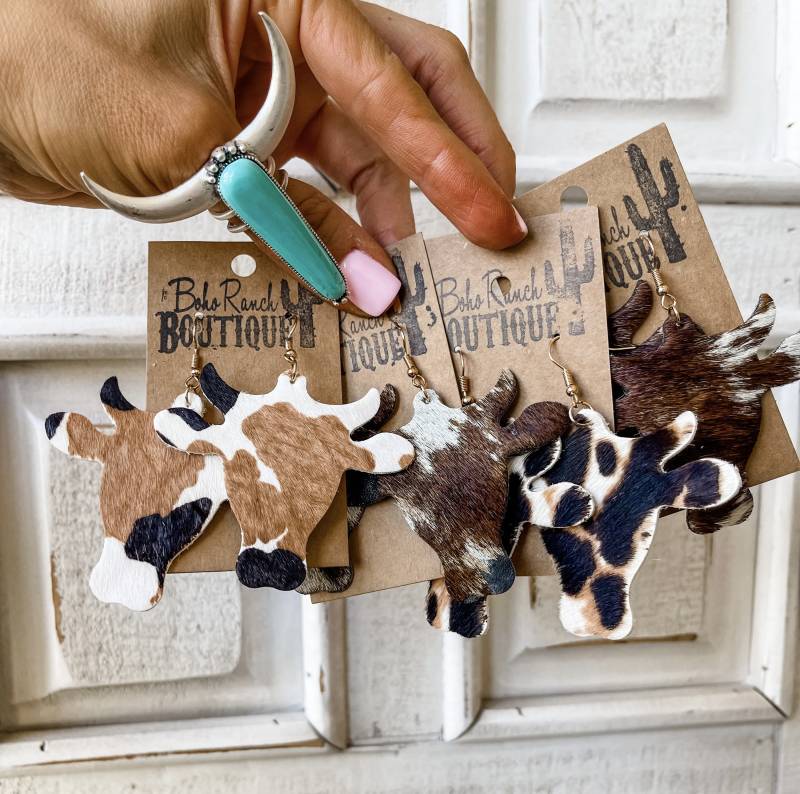 Cowhide Cowhead Ohrringe | Echtes Haar Auf Rindsleder Kuhkopf Ohrringe Kuh Druck Südwestlichen Schmuck von bohoranchshop