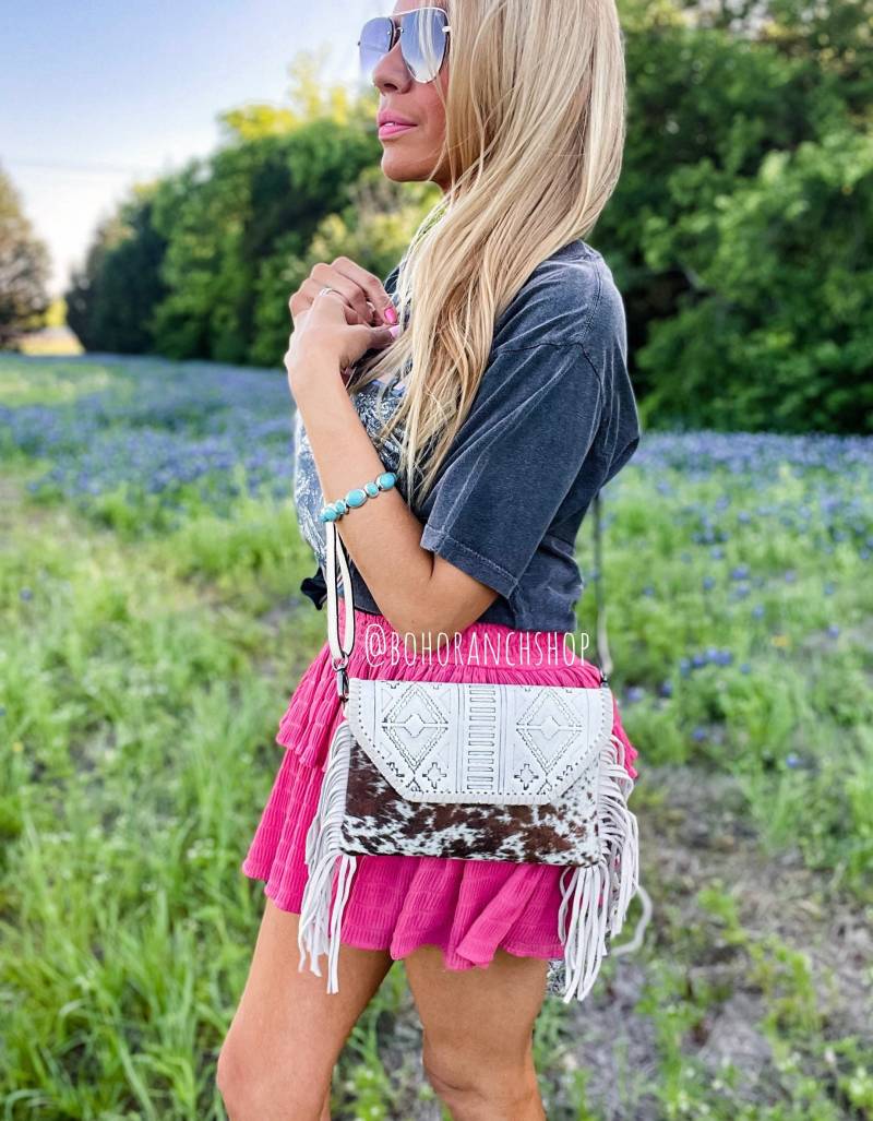 Die Lola - Crossbody Western-Handgemachte Leder-Clutch-Clutch | Haar Auf Fell Geldbörse Crossbody Messenger Fringe Rindsleder Tasche von bohoranchshop