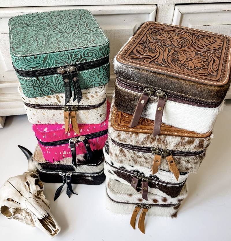 Rindsleder Schmuckschatulle | Geschenkidee Leder Punziert Ausdrucksstarkes Cowgirl Weihnachten von bohoranchshop