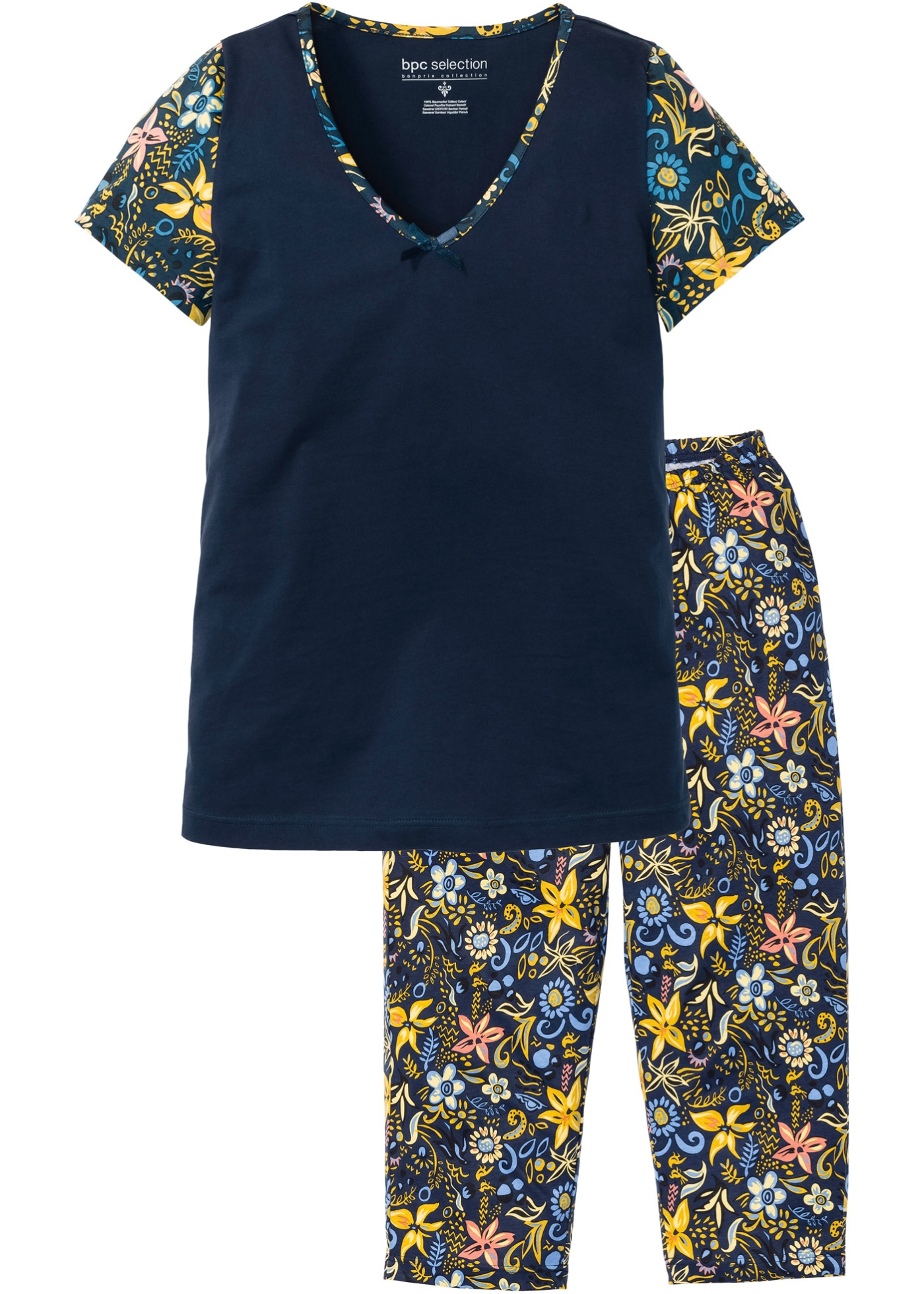 Capri Pyjama mit kurzen Ärmeln von bonprix