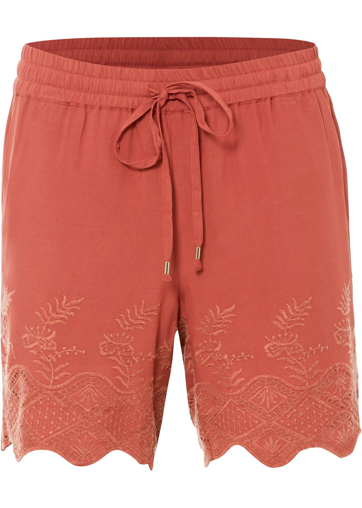 Shorts mit Spitze von bonprix