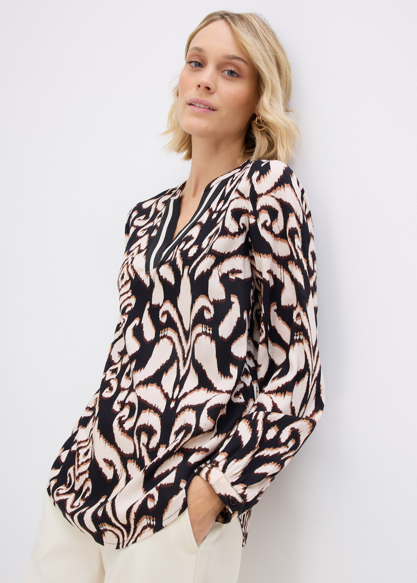 bonprix Tunika "Tunikabluse aus fließender Viskose" Tunikabluse aus fließender Viskose von bonprix