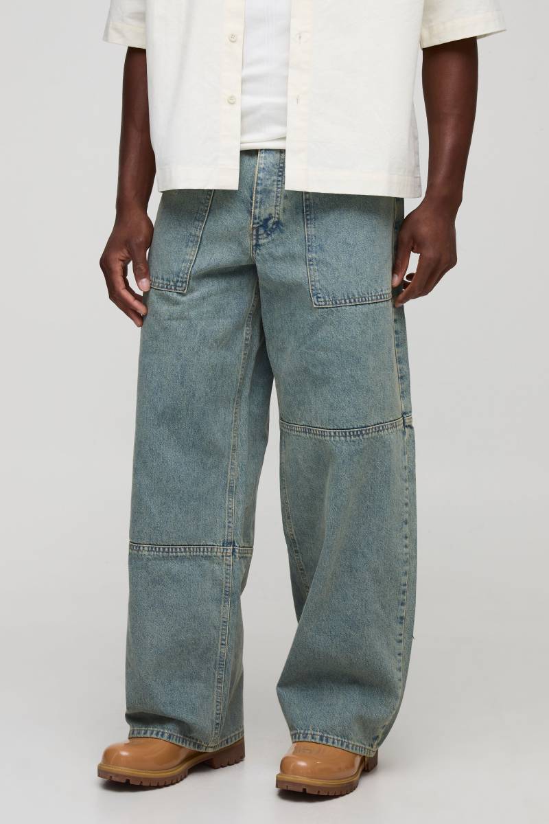 Baggy Fit Debossed Vintage Wash Jeans - 34R, Vintage Wash von boohoo