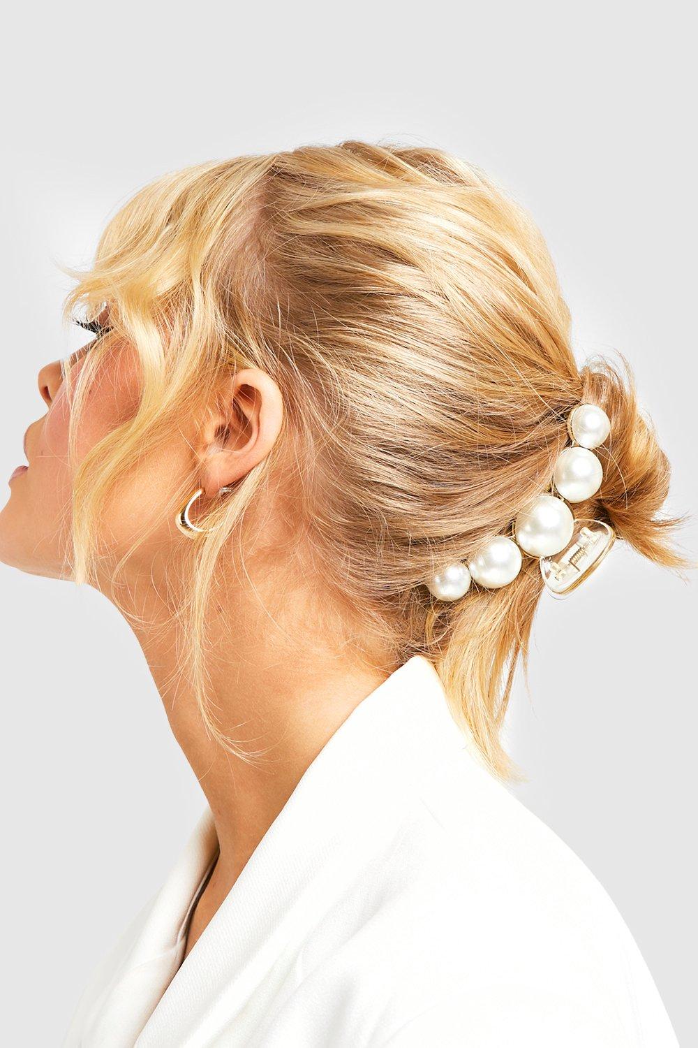 Große Perlen-Haarklammer - White - One Size, White Große Perlen-Haarklammer - White - One Size, White von boohoo