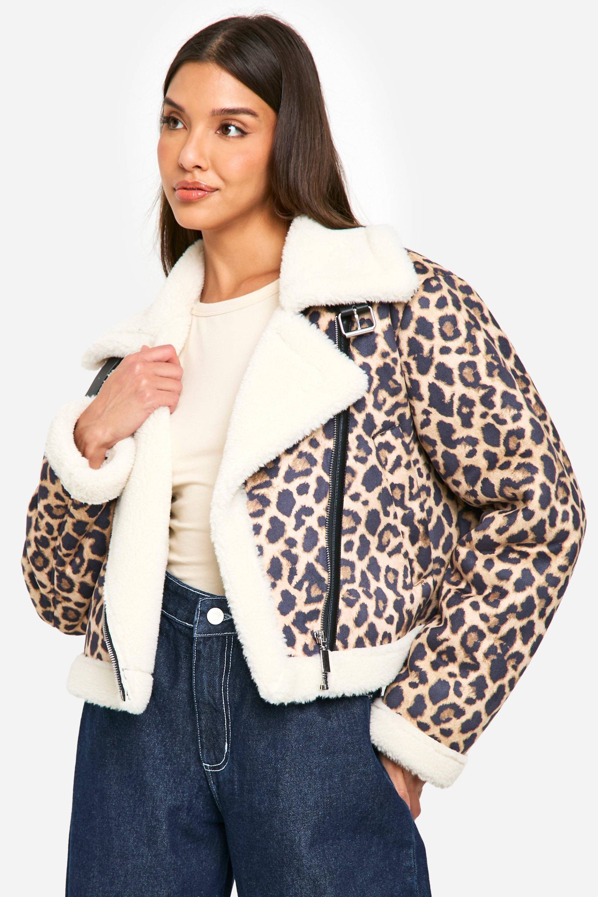 Kurze Fliegerjacke Mit Leopardenprint - 34, Leopard Kurze Fliegerjacke Mit Leopardenprint - 34, Leopard von boohoo