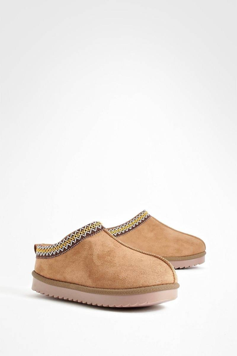 Kuschelige Mules Mit Stickerei - Chestnut - 36, Chestnut Kuschelige Mules Mit Stickerei - Chestnut - 36, Chestnut von boohoo