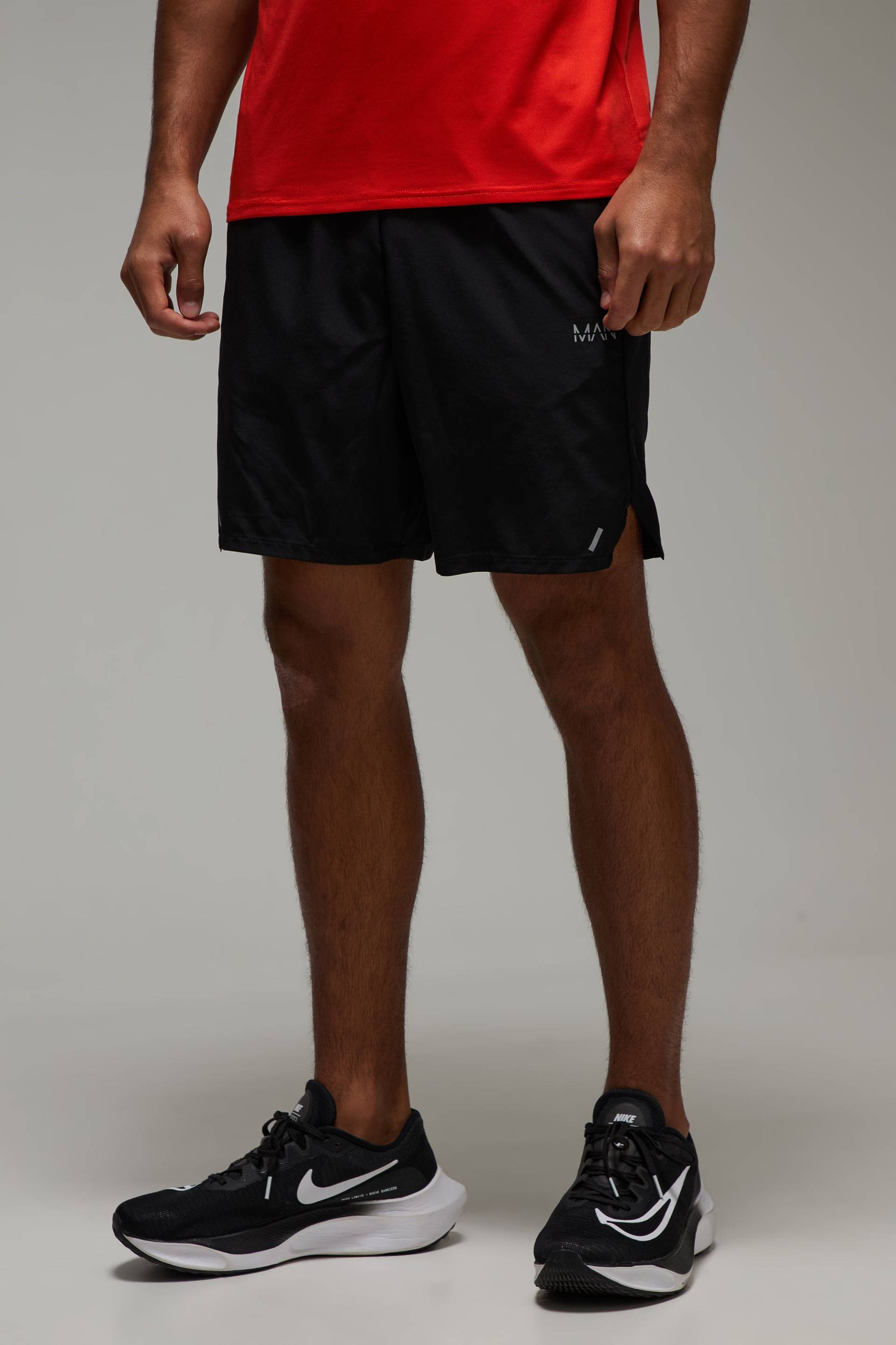 Man Active Gewebte 7-In-1 Stretch Shorts - Black - S, Black von boohoo