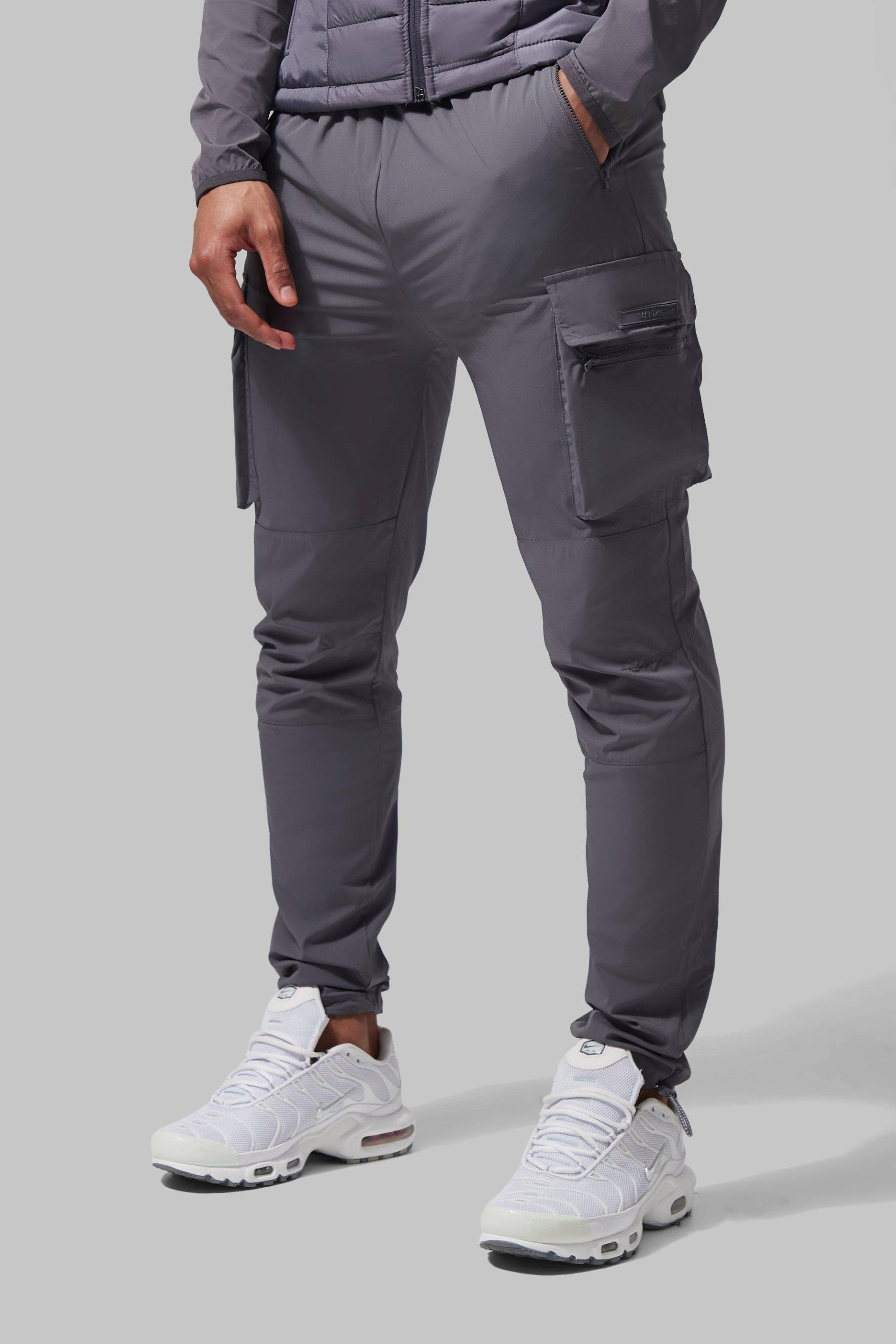 Man Active Leichte Cargo-Jogginghose - Charcoal - Xl, Charcoal von boohoo