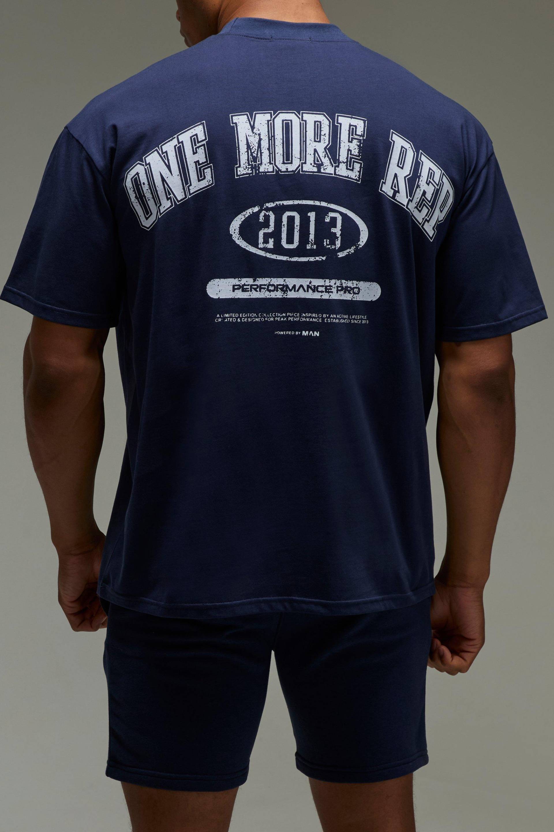 Man Active Oversized One More Rep T-Shirt & Short Set - Navy - L, Navy von boohoo