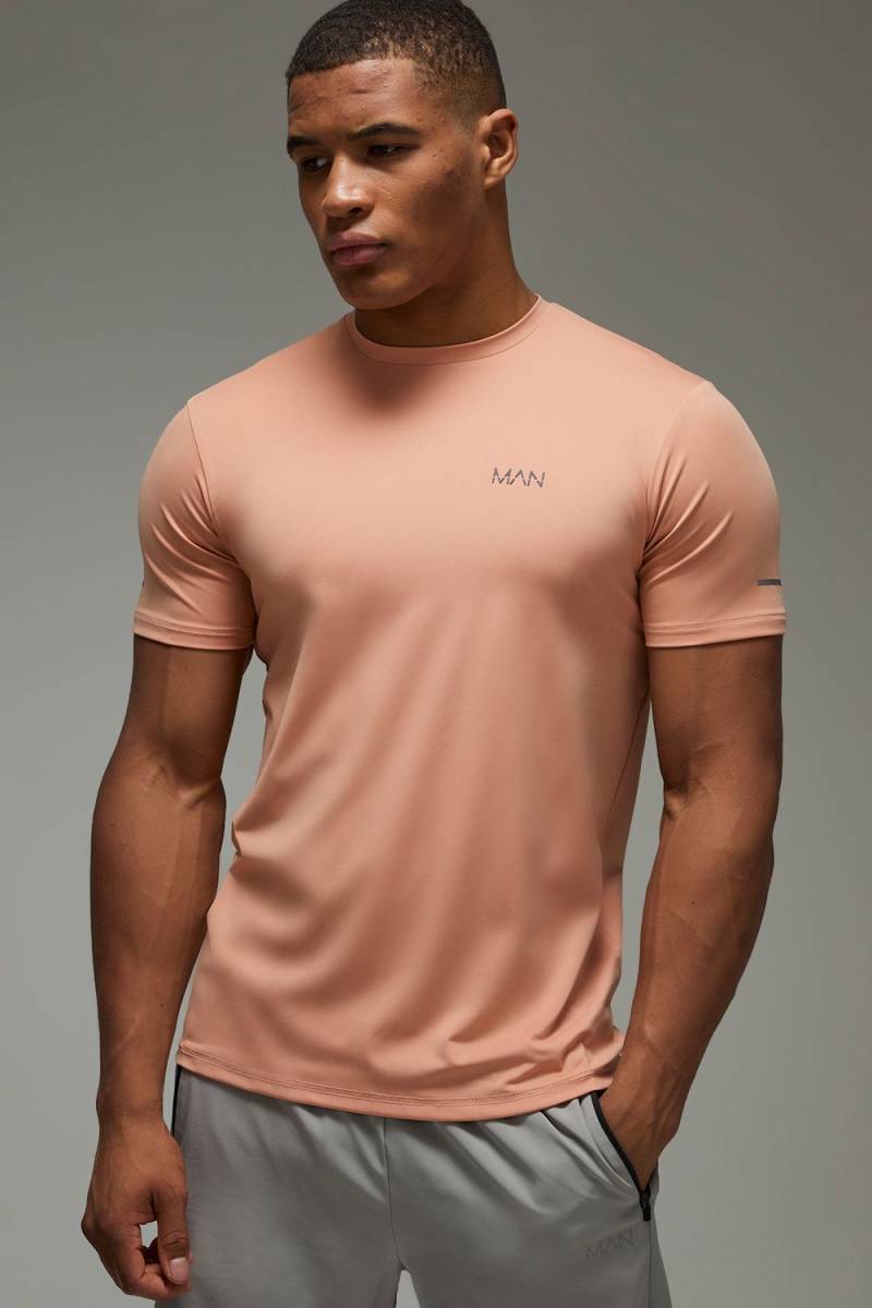 Man Active Performance T-Shirt - Coral - L, Coral von boohoo