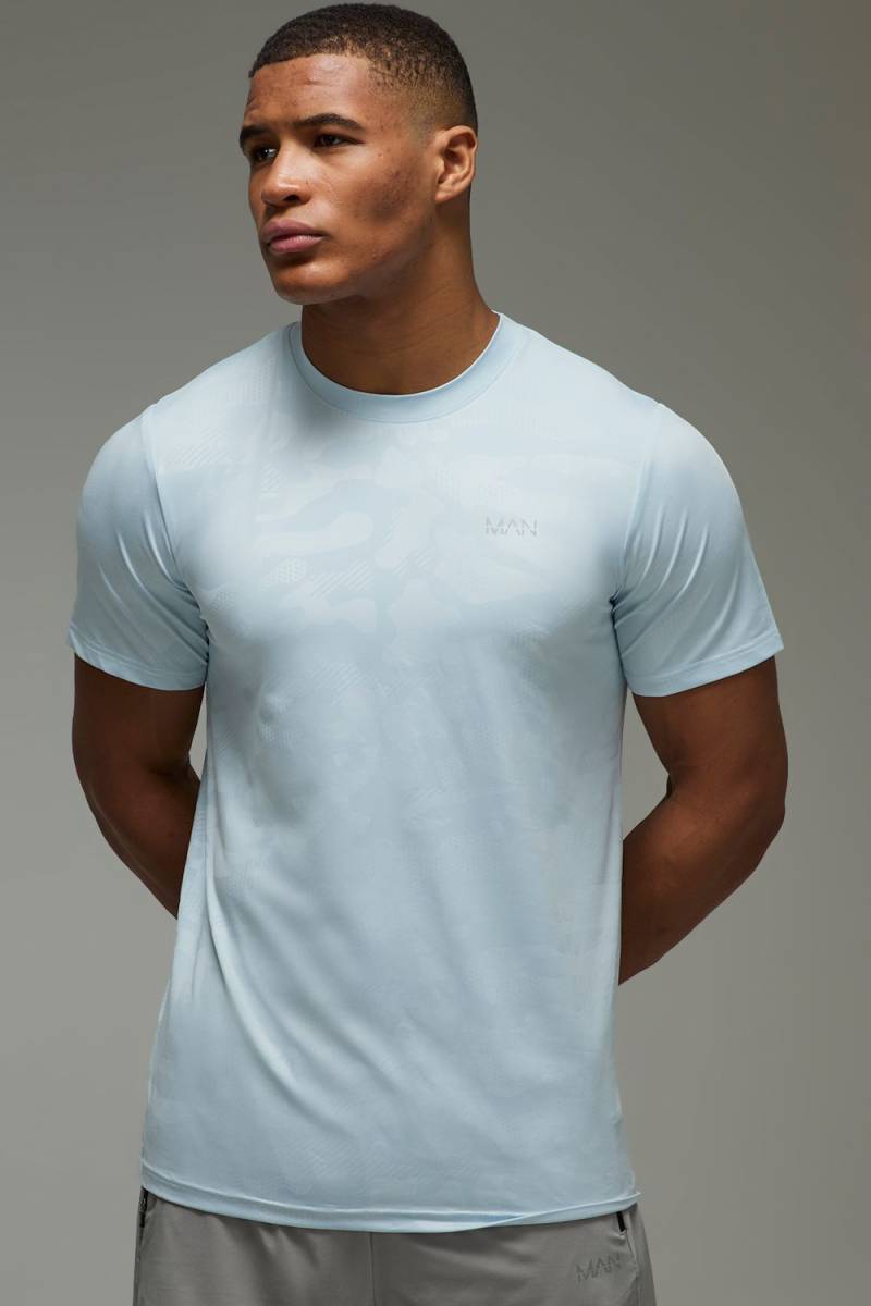 Man Active Regular Fit Camo T-Shirt - Ice Blue - L, Ice Blue Man Active Regular Fit Camo T-Shirt - Ice Blue - L, Ice Blue von boohoo