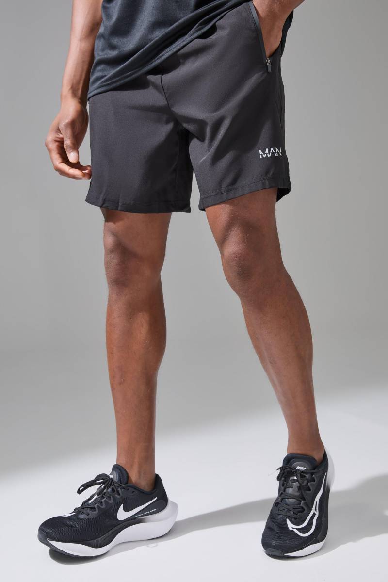Man Active Stretch Gym Shorts - Black - M, Black von boohoo
