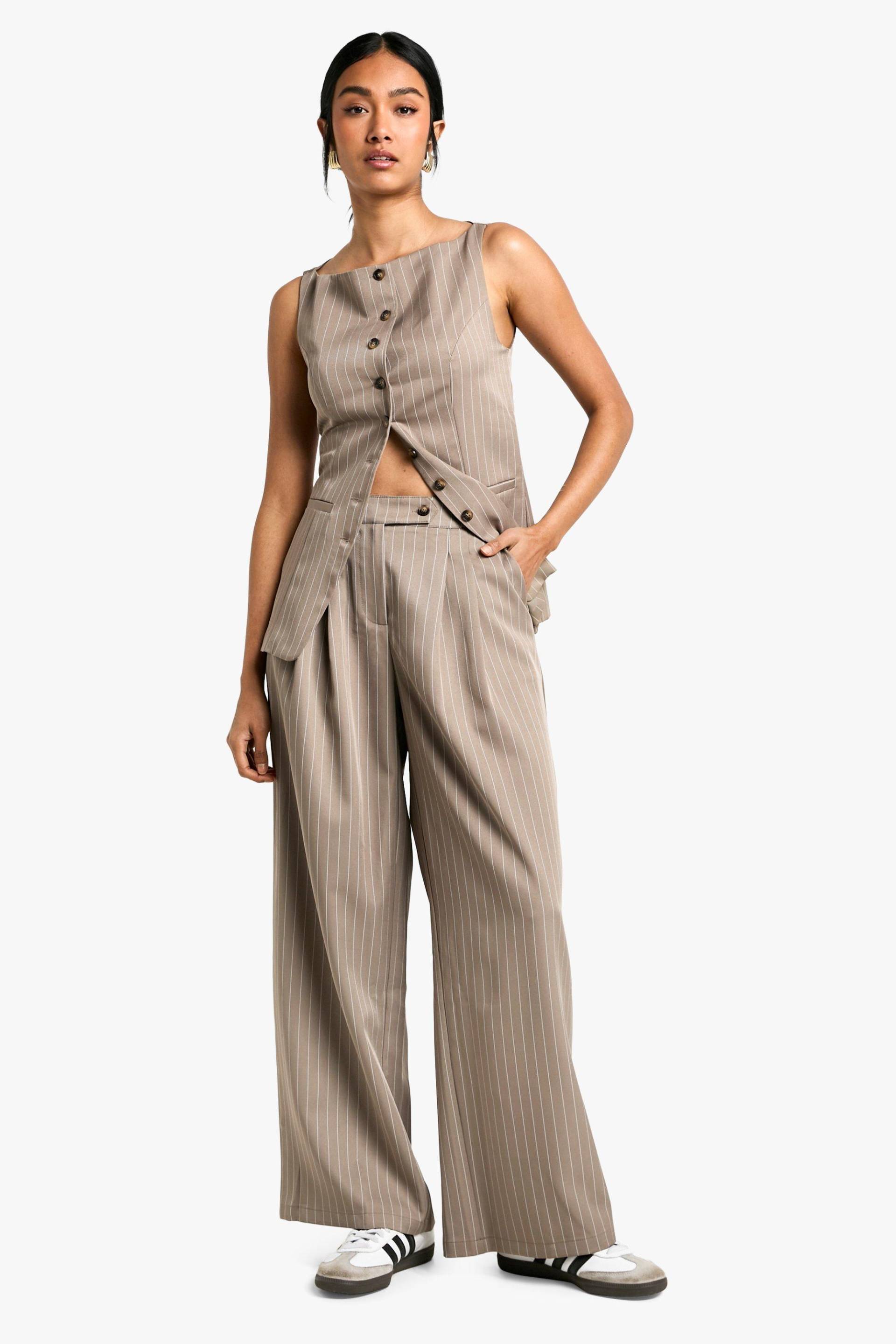 Nadelstreifen Hose Mit Weitem Bein - Mocha - 34, Mocha von boohoo